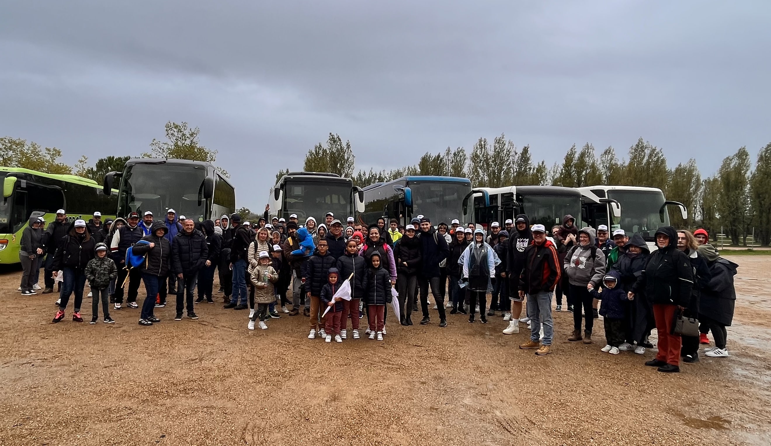 Transports Bousquet société de transport routier photo de groupe sortie au PAL